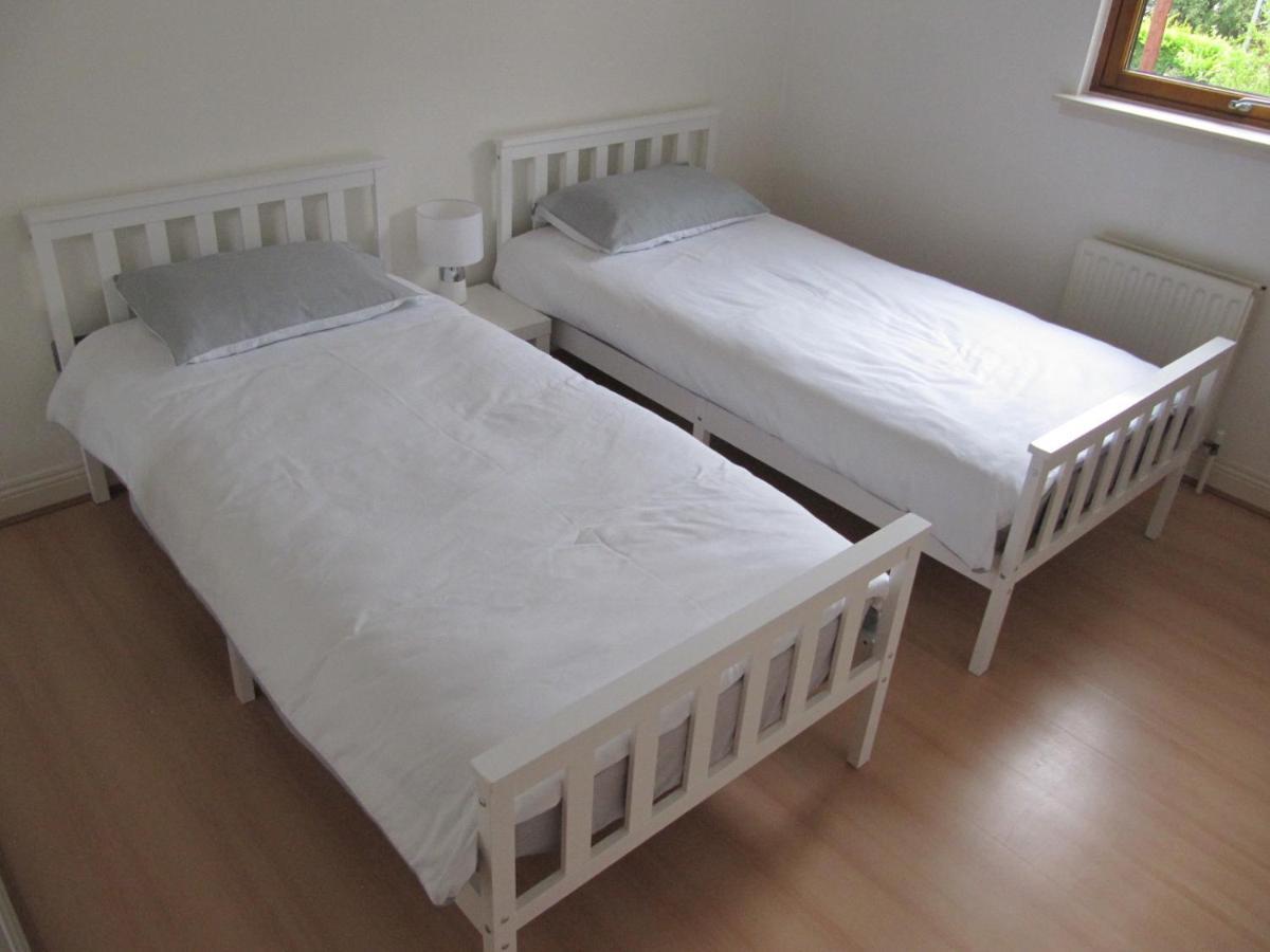 Cozy Off Road 2 Bedroom Cottage Apartment With Free Wi-Fi And Private Parking Γλασκώβη Εξωτερικό φωτογραφία